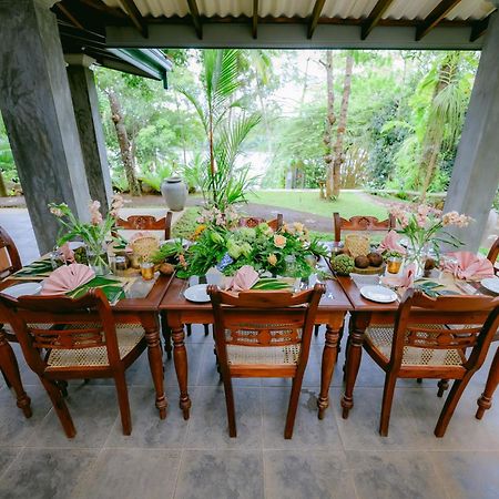 Villa Birdlake Hikkaduwa Buitenkant foto
