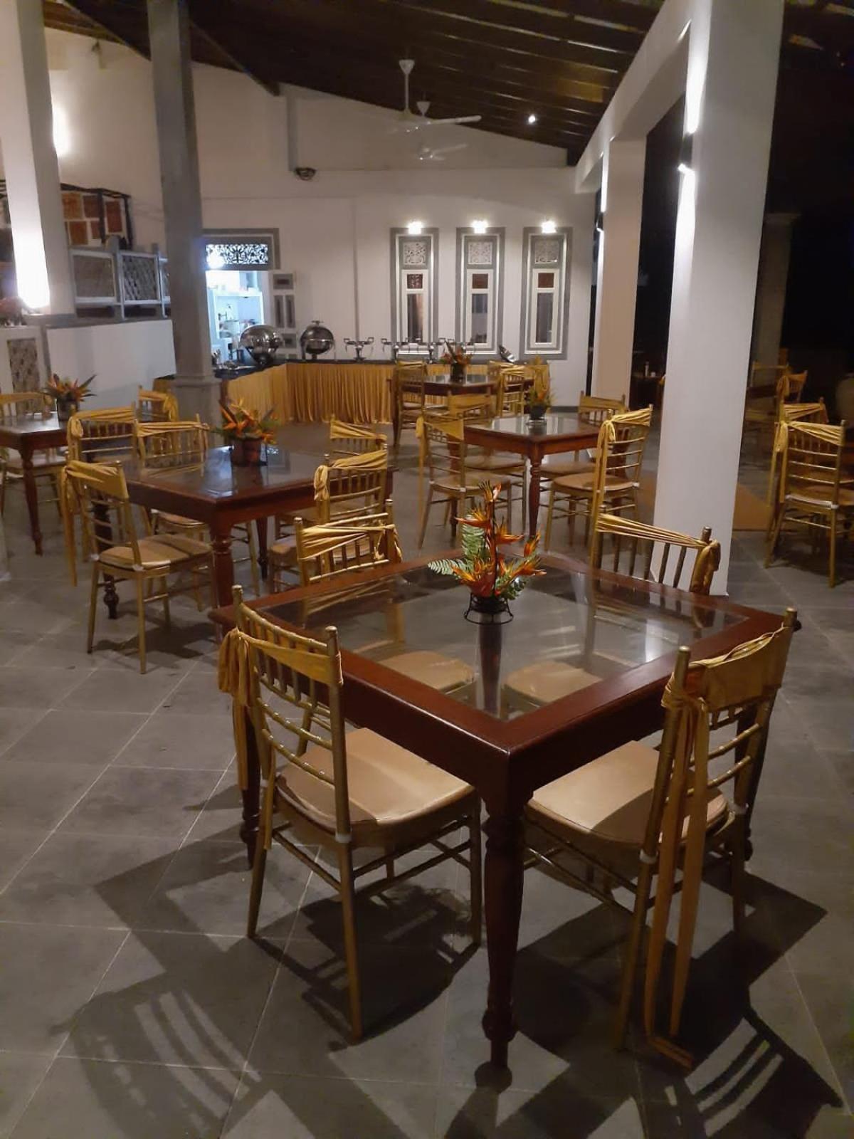 Villa Birdlake Hikkaduwa Buitenkant foto